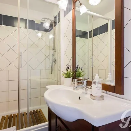 Green Apartments Rome Рим